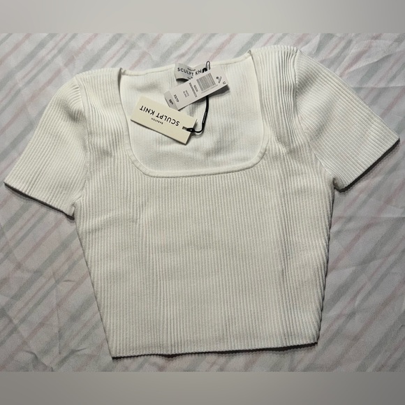 Aritizia Babaton Tops - Aritzia Babaton sculpt knit square neck ribbed size XS NWT